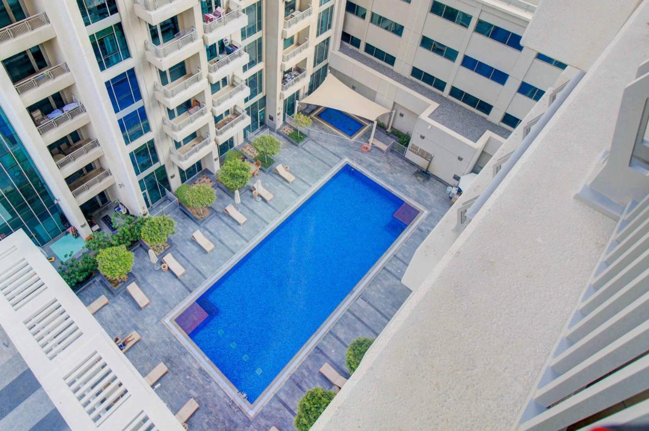 Durrani Homes - Luxurious Studio Near Dubai Mall With Pool View 외부 사진